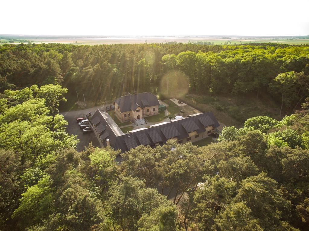 Pensjonat Lesniczowka Słubice Exteriör bild